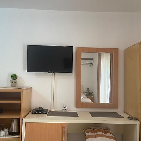 Guest House Jasna Budva Extérieur photo