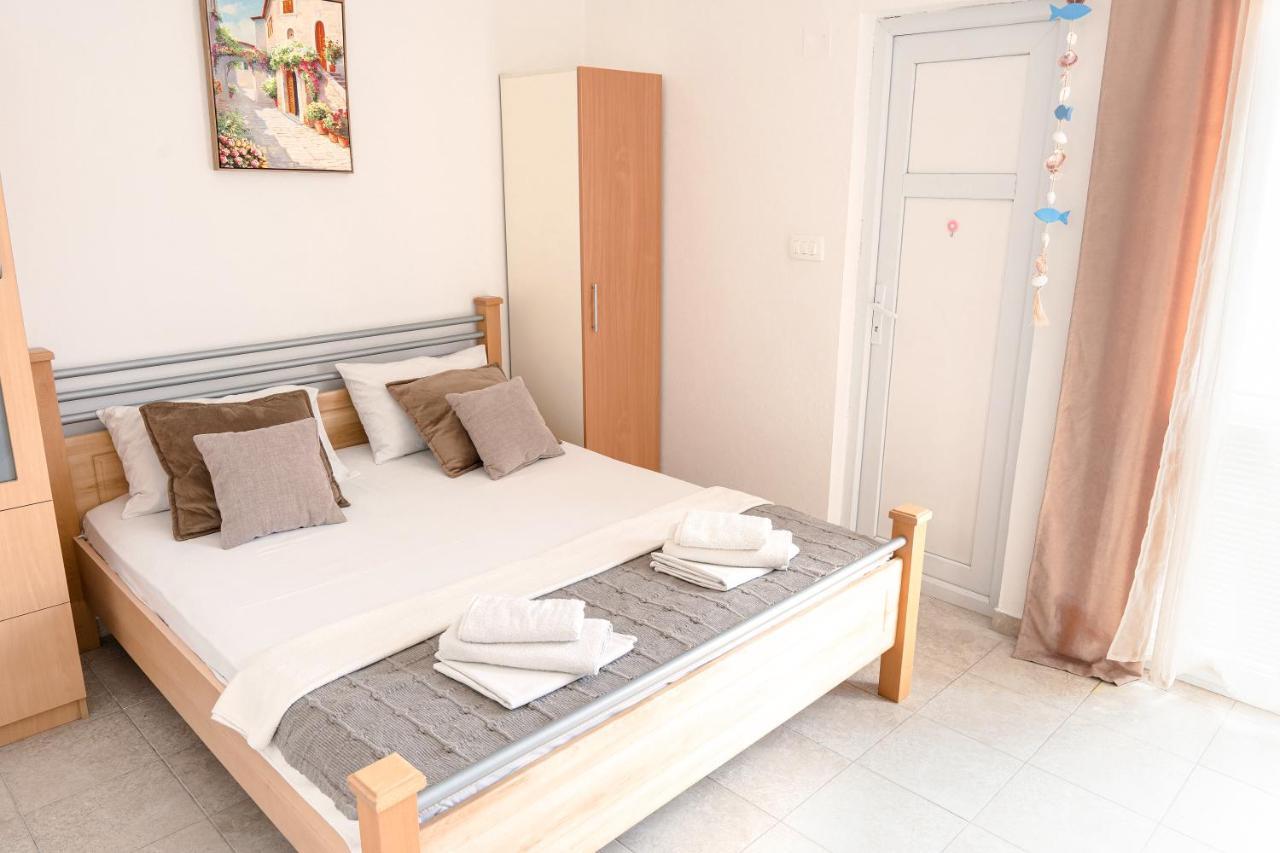 Guest House Jasna Budva Extérieur photo