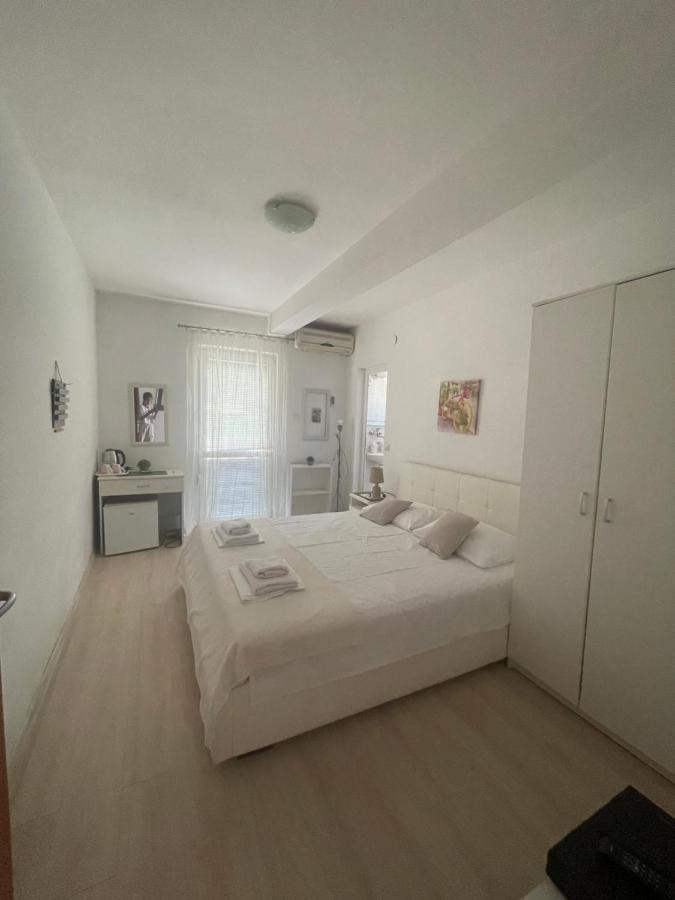 Guest House Jasna Budva Extérieur photo