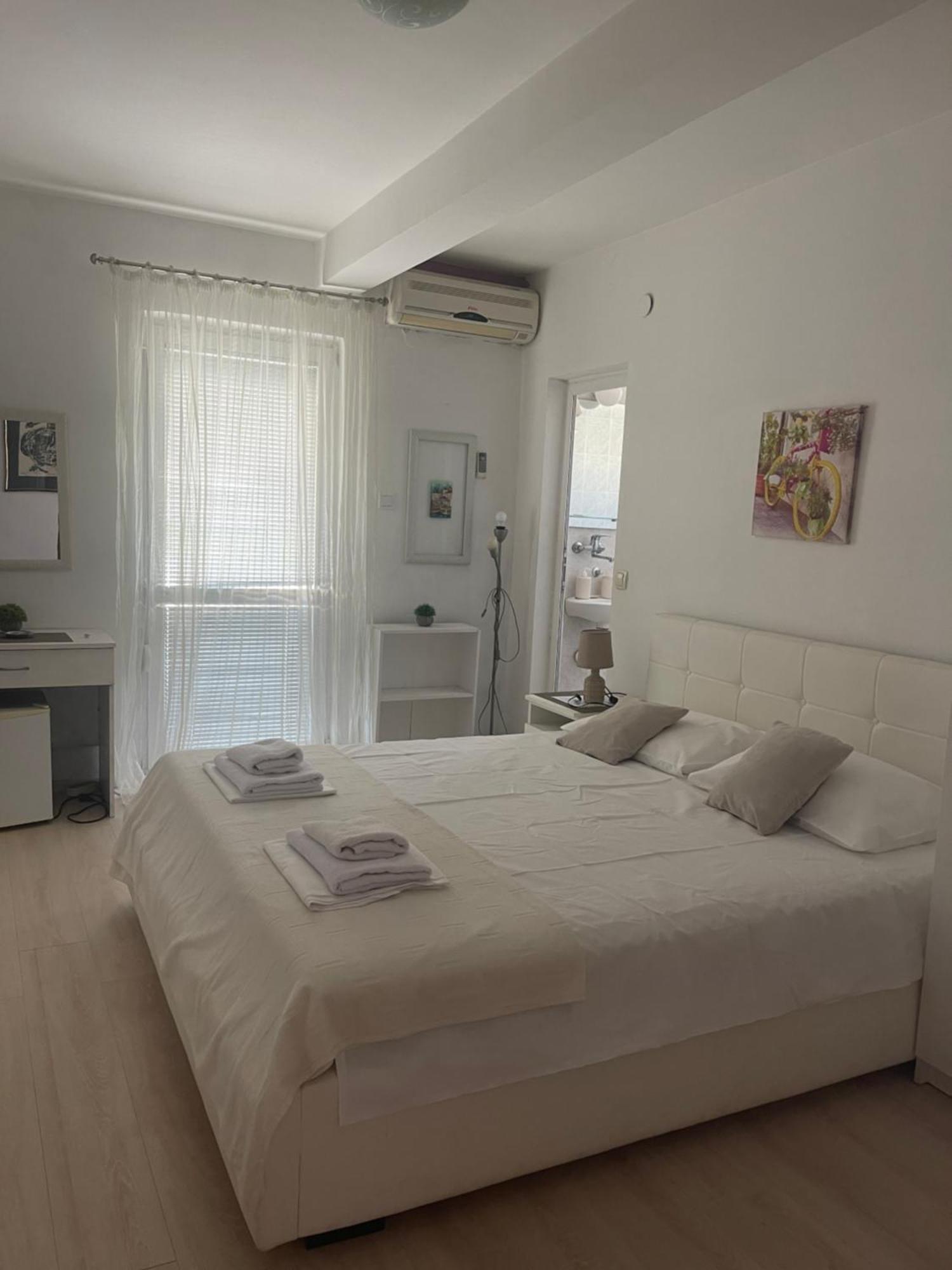 Guest House Jasna Budva Extérieur photo