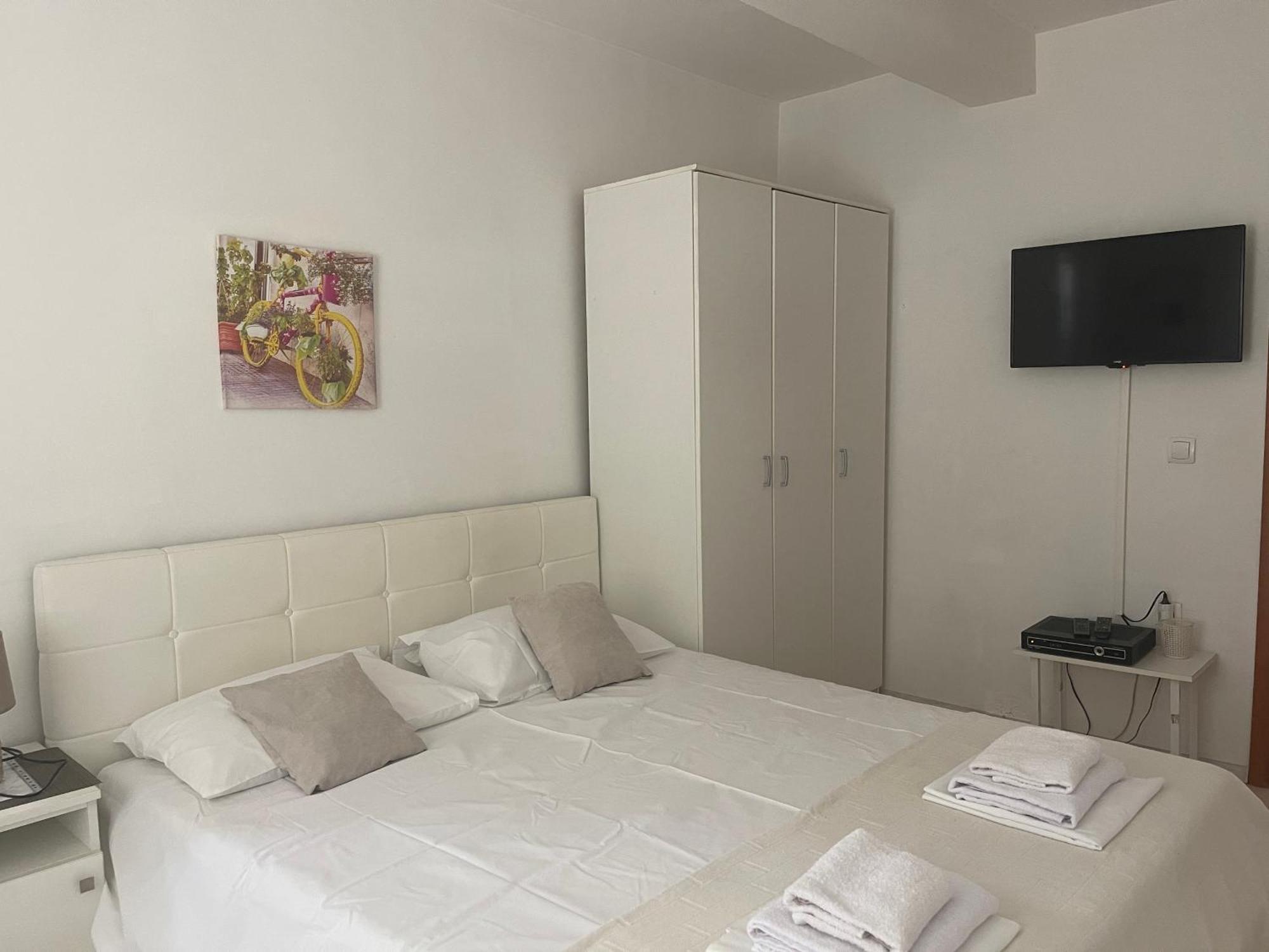 Guest House Jasna Budva Extérieur photo